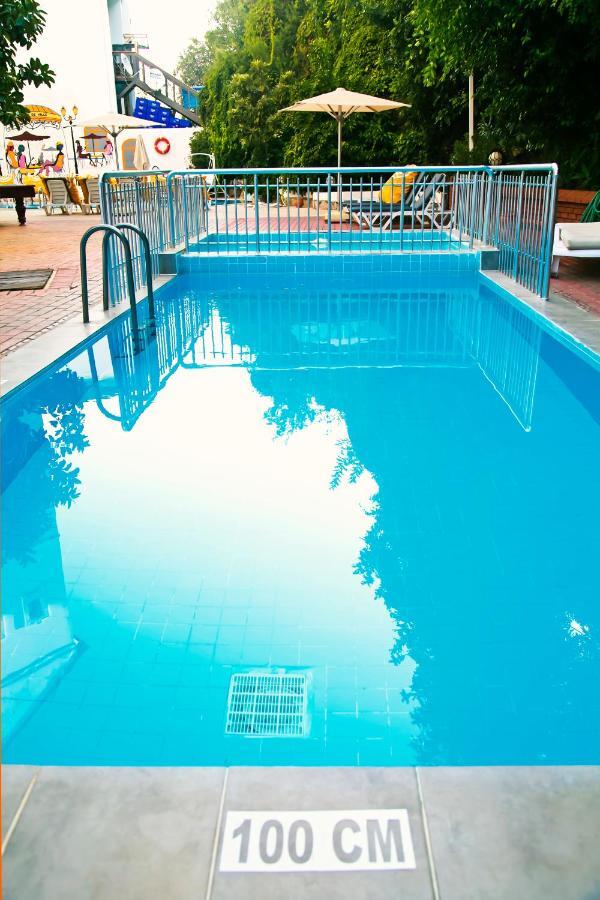 Hotel Chateau De Ville Marmaris Exterior foto